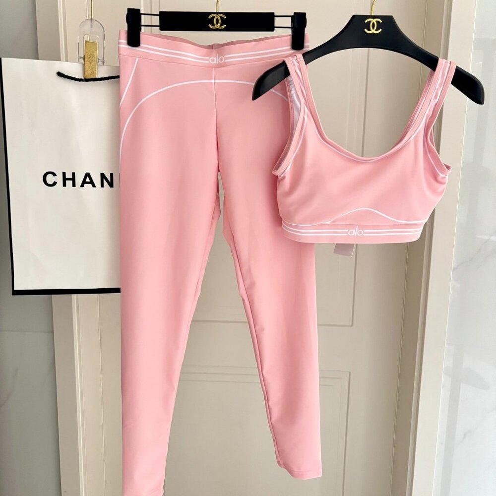 ALO Yoga Airline Women's Sports Bra and Leggings Set Sz S